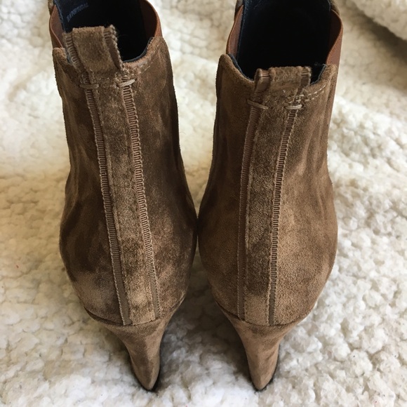 NEW Lanvin Chelsea Suede Wedge Booties Boots - Picture 5 of 8